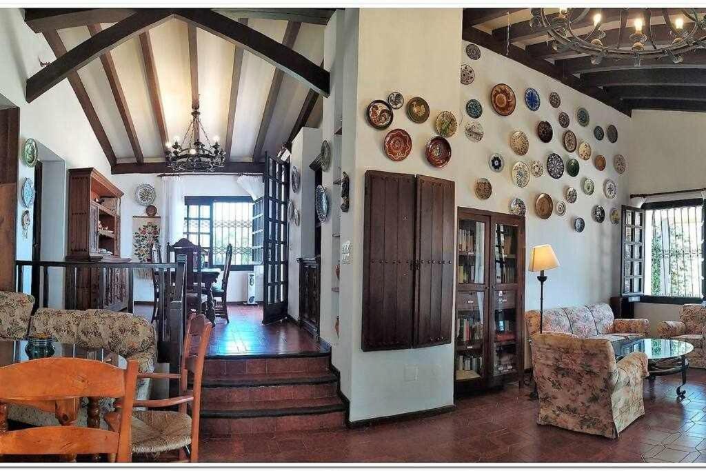 Cortijo Alberca Blanca Beach Торре-де-Бенагальбон Экстерьер фото